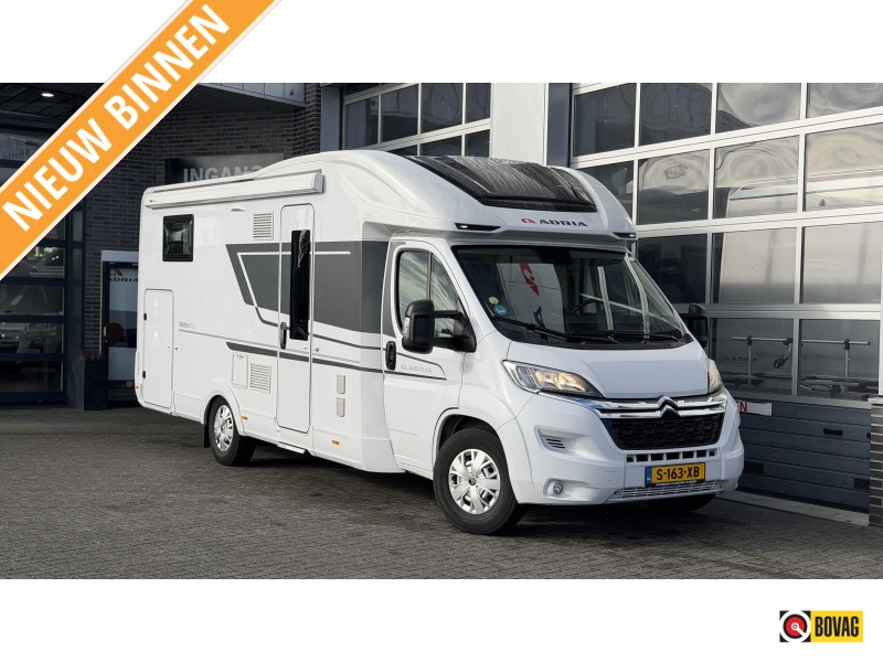 Adria Matrix Axess 670 SL