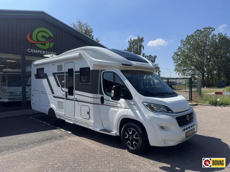 Adria Matrix 670 DC Plus Automaat 9t | Trekhaak