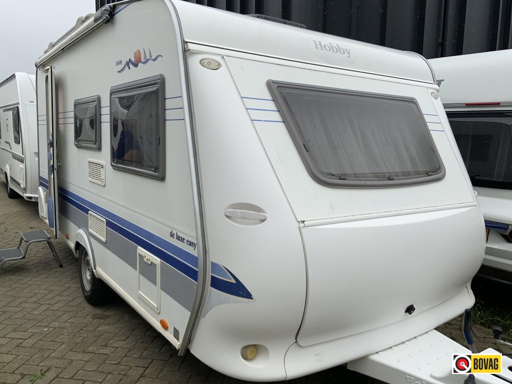 Hobby De Luxe 440 SF 9
