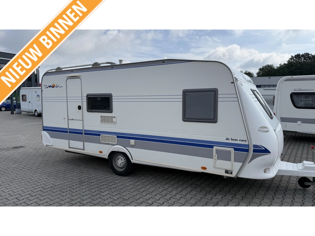 Hobby De luxe Easy 500 KMFE stapelbed zit frans bed