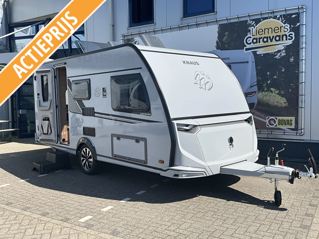 Knaus Sudwind Black Selection 460 EU ENKELE BEDDEN-DESIGN