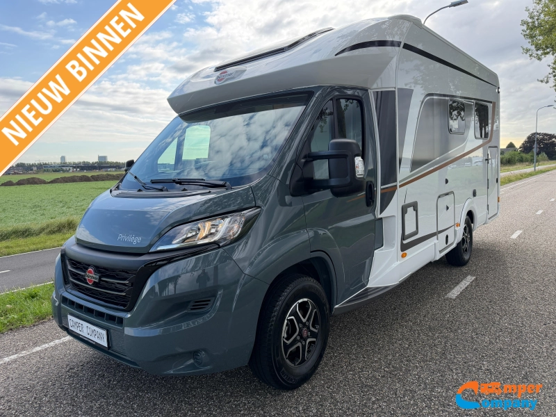 Bürstner Lyseo Privilege TD 644 G Ruime rondzit | Hefbed