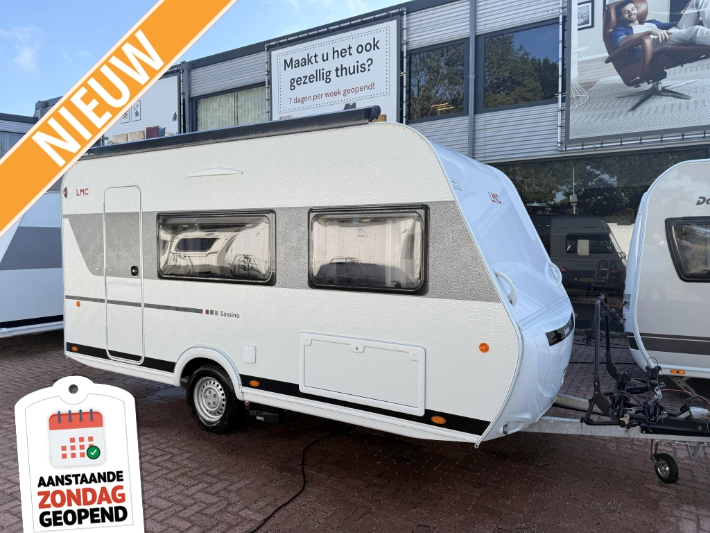LMC Sassino 430 D Mover, Luifel, fietsenrek