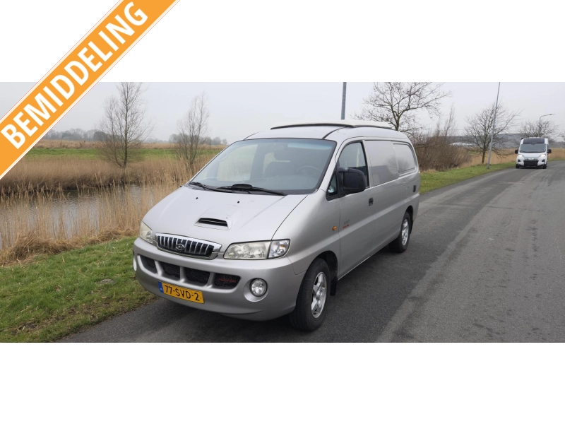 Hyundai H200  buscamper