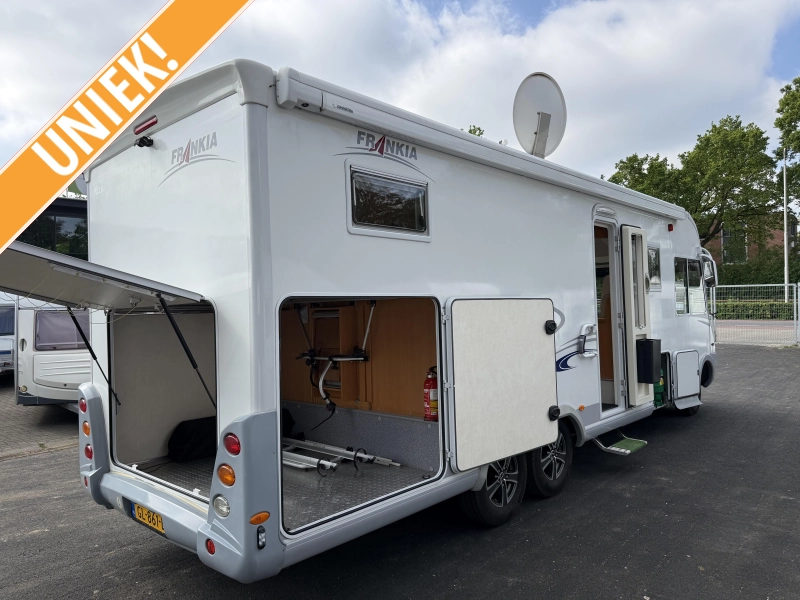 Frankia Luxury Class 840 GD HEFBED VASTBED (TOPSTAAT)