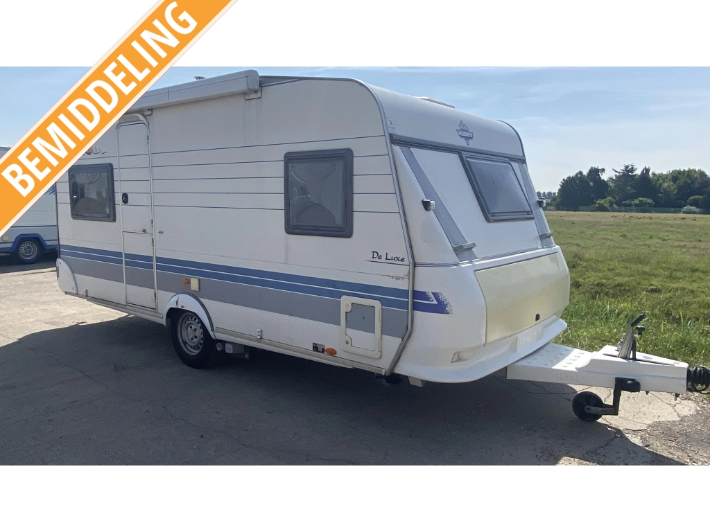 Hobby De luxe Easy 460 UFE met mover en luifel