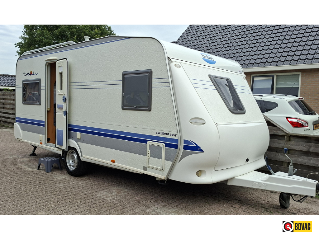 Hobby Excellent 495 UFE incl. mover en luifel !!