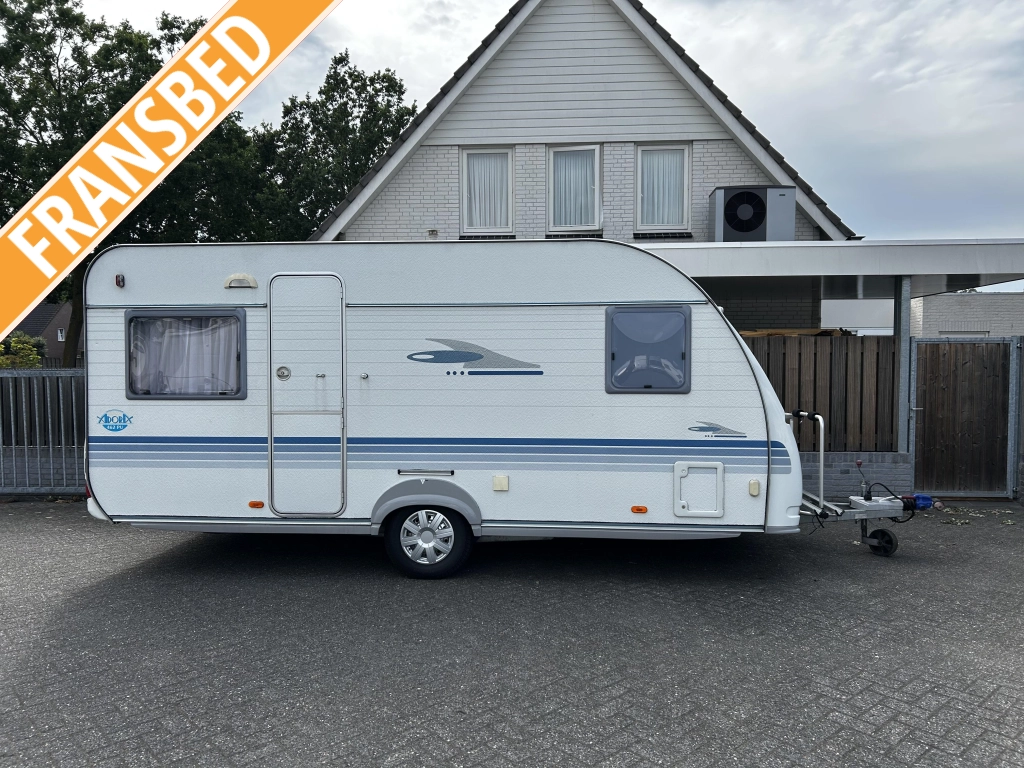 Adria Adora 462 PU Voortent-fietsdrager