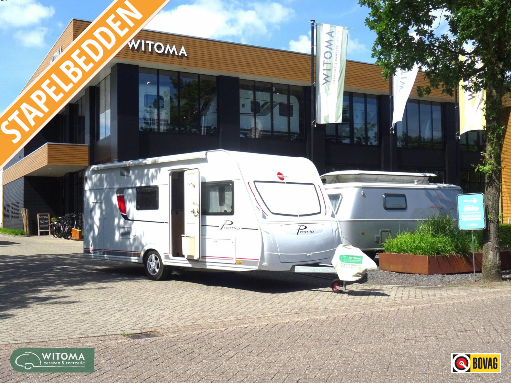 Bürstner Premio 495 TK Stapelbed en mover