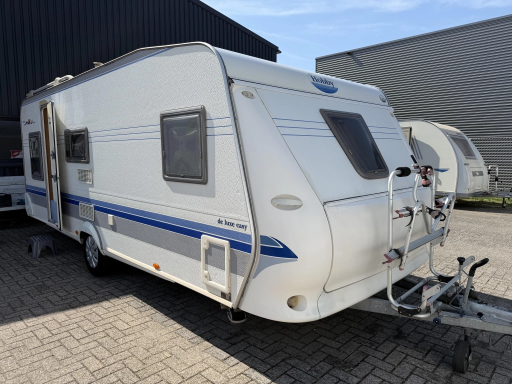 Hobby De luxe Easy 560 KMFE