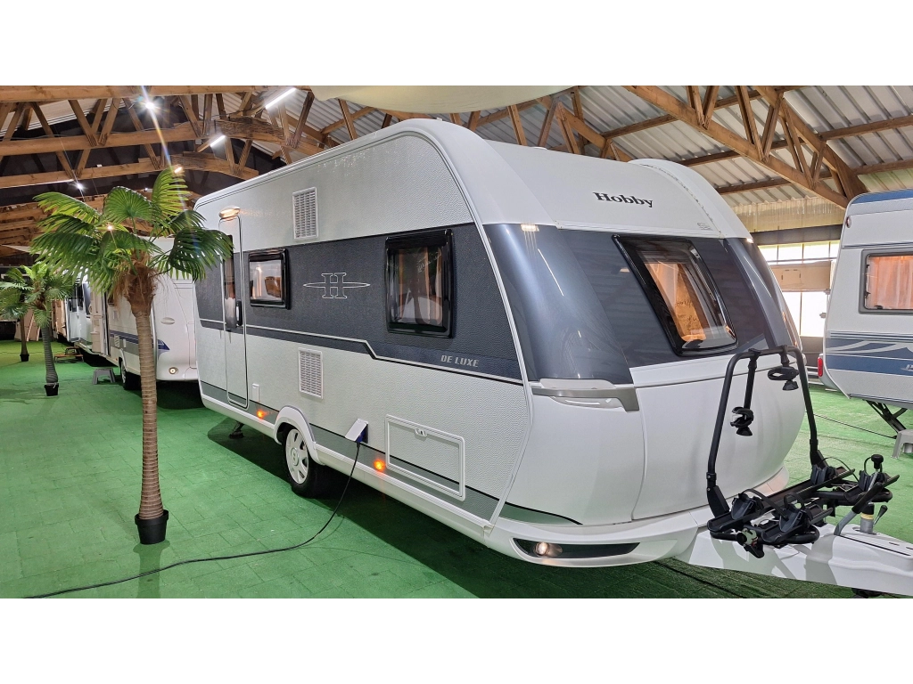 Hobby De Luxe 490 KMF Voortent/Stapelbed