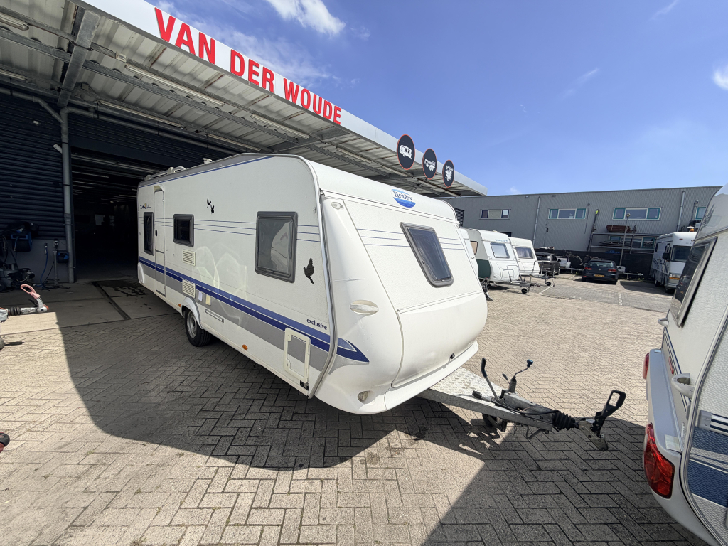 Hobby Exclusive 560 KMFE 6 Pers Mover Voortent
