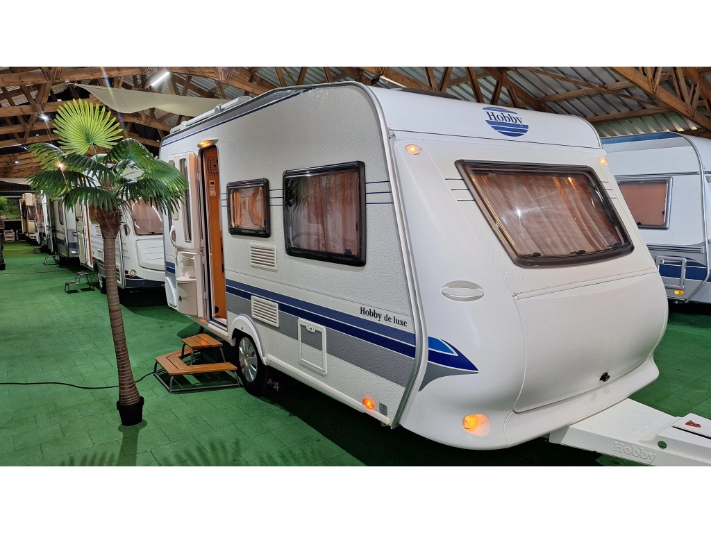 Hobby De Luxe 450 UF Voortent/Mover/Airco