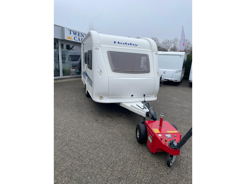 Hobby De Luxe 400 SF fietsendrager, voortent