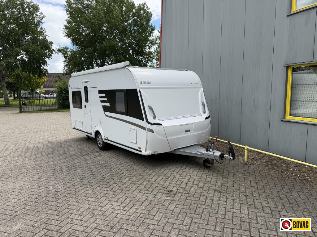 Eriba Exciting 465 Thule cassette luifel