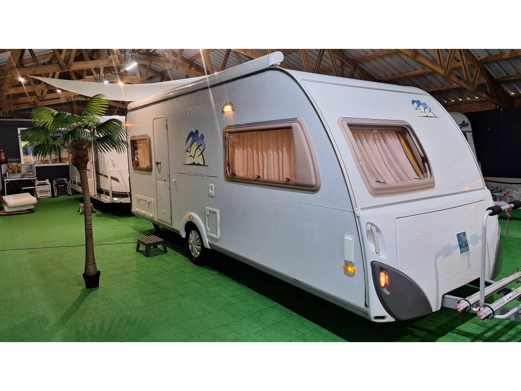 Knaus Sudwind 550 KU Voortent/casetteluifel