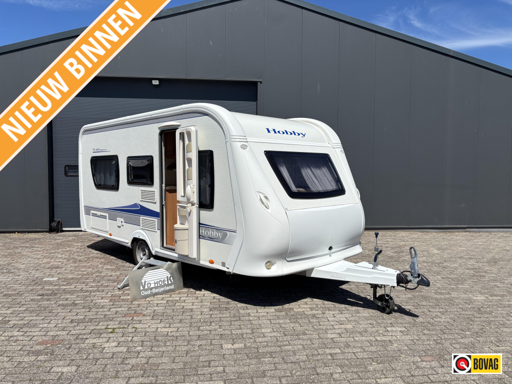 Hobby De Luxe 460 LU ENKELE BEDDEN MET MOVER!!