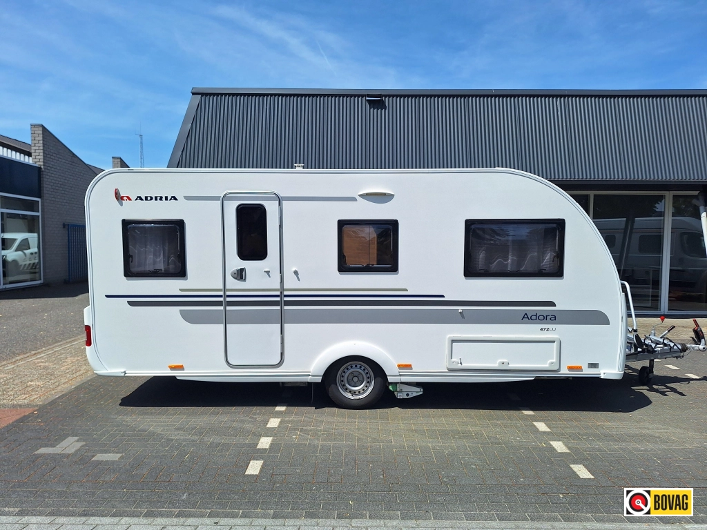 Adria Adora 472 LU MOVER EN VOORTENT