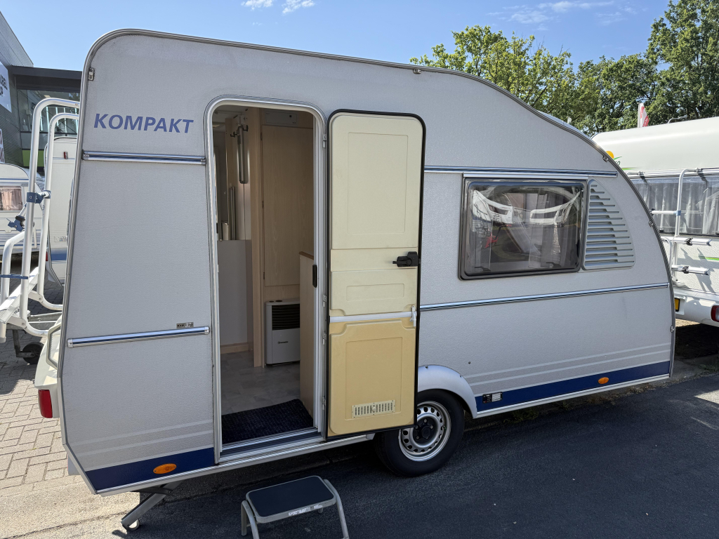 Kip Kompakt 37  EKV LANGSLAPER TOILET LUIFEL