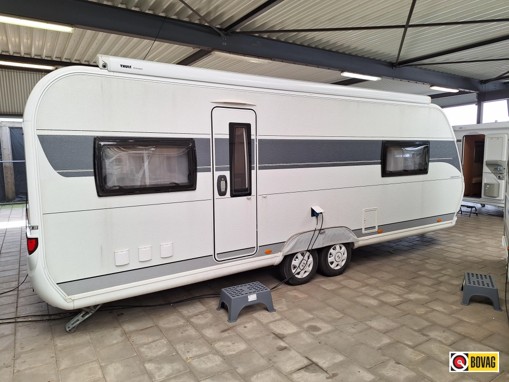 Hobby Prestige 650 UFF AIRCO EN CASSETTE LUIFEL