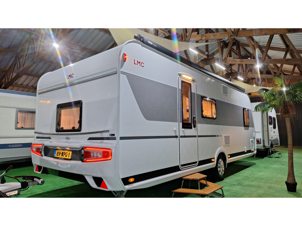LMC Vivo 522 K Airco/Mover/Luifel