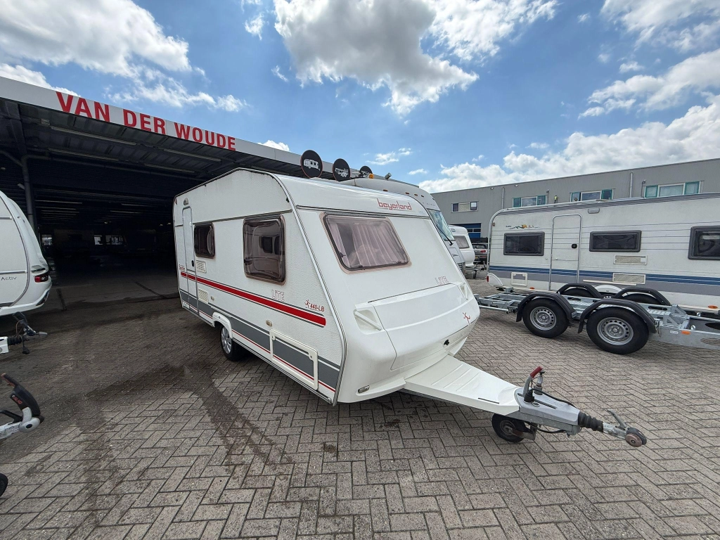 Beyerland Sprinter Lite 440 LB Fransbed zitje voortent