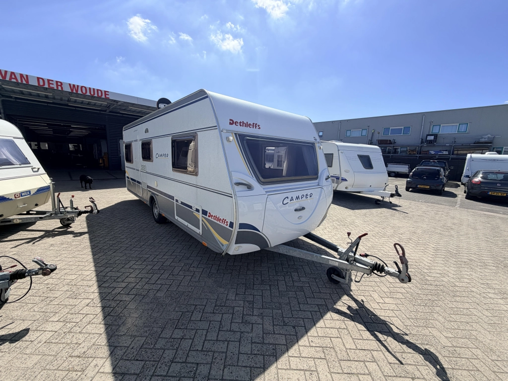 Dethleffs Camper 560 Enkele bedden, Mover.