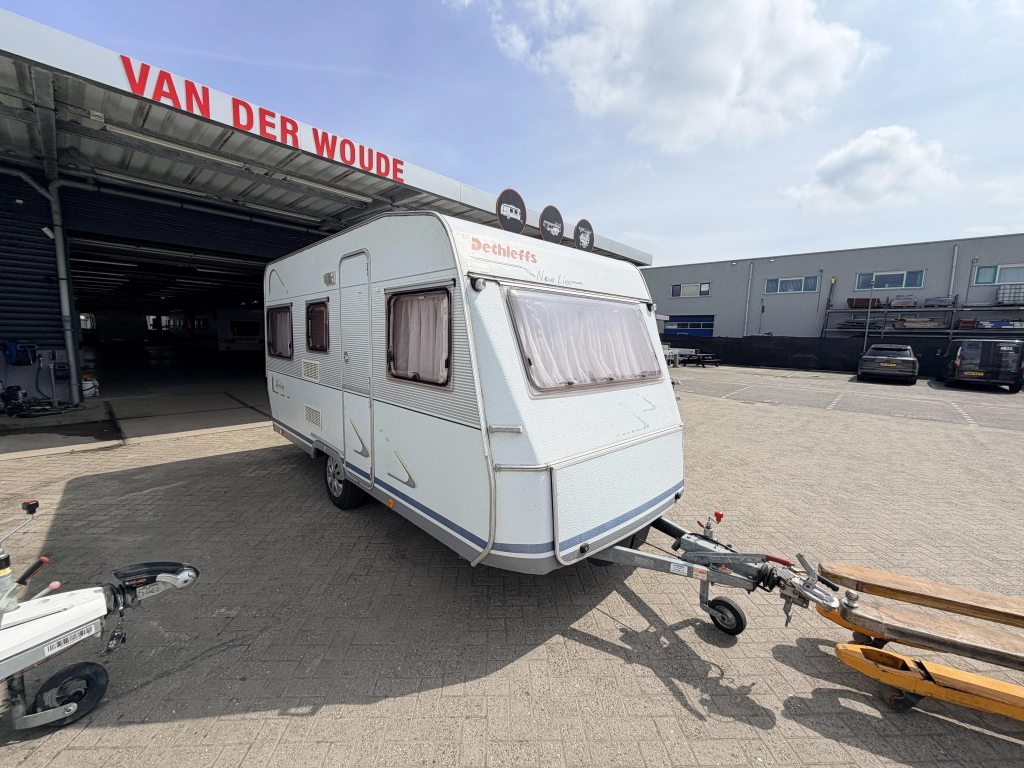 Dethleffs New Line 450 Voortent luifel uitbouw