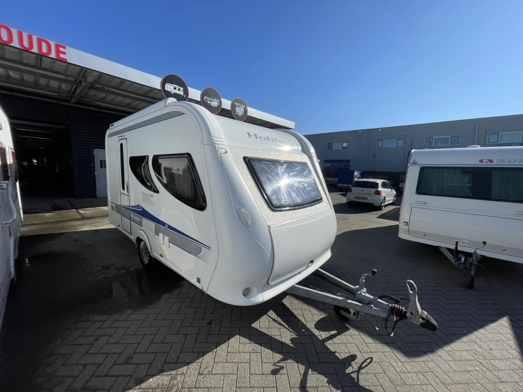 Hobby La Vita 400 SF Cas.Luifel Mover
