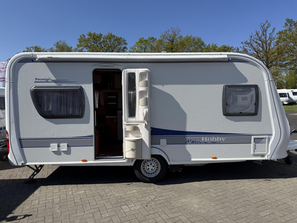 Hobby Prestige 495 UFE FRANSBED RONDZIT MOVER