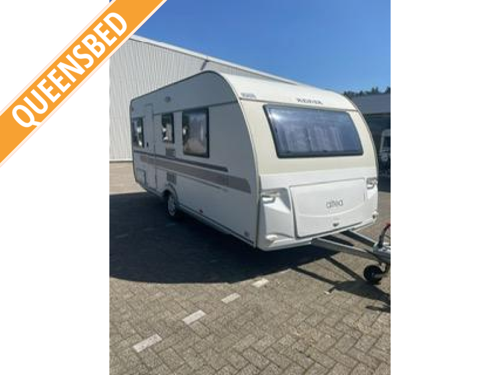 Adria Altea 512 PU vrijstaand bed, luifel