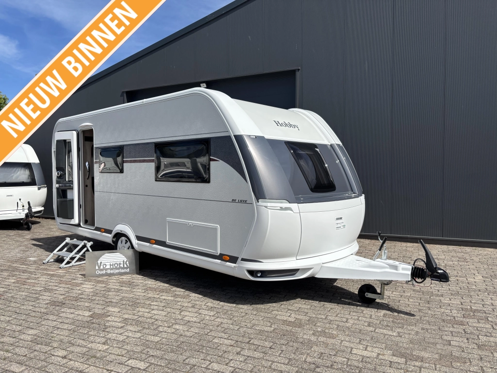Hobby De Luxe 495 UL 2027 1800KG BEDVERBREDING