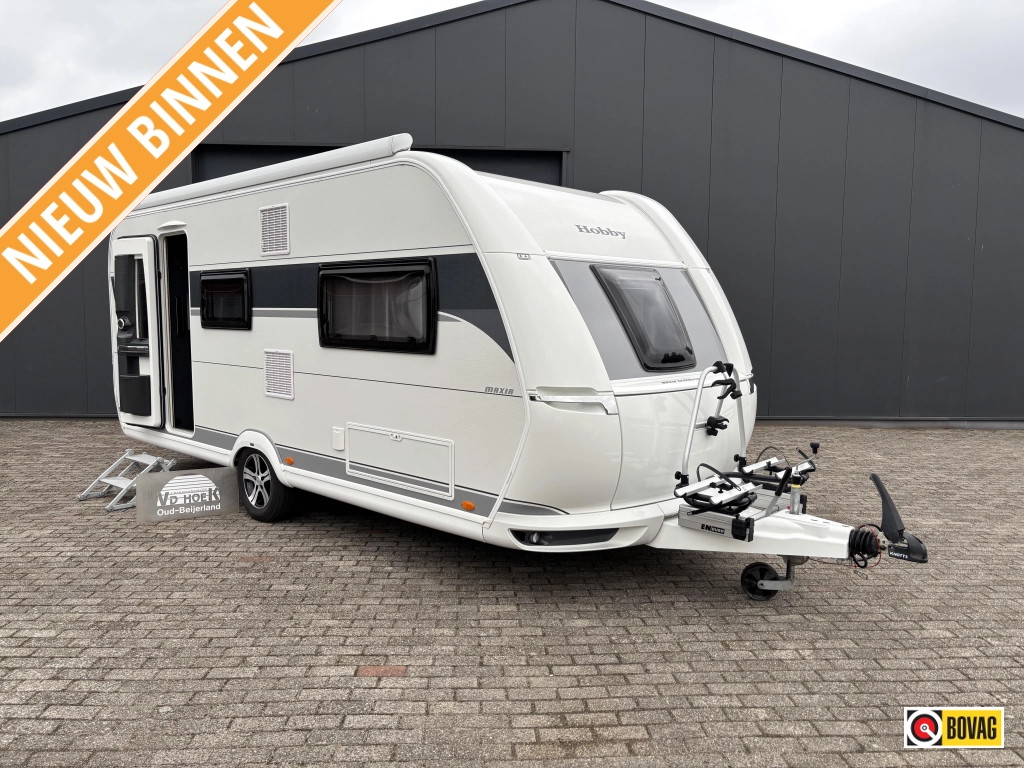 Hobby Maxia 495 UL ENKELE BEDDEN MET LUIFEL