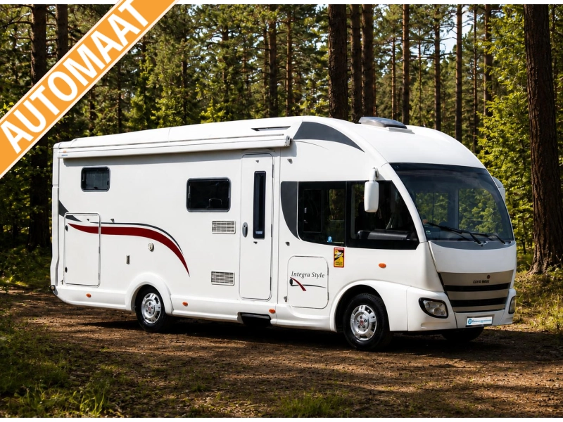 Eura Mobil Eura 700 EB 3.0, Lengtebedden+hefbed