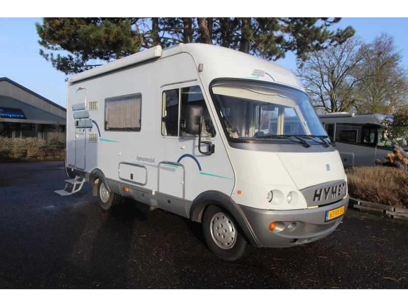 Hymer B584  Barzit