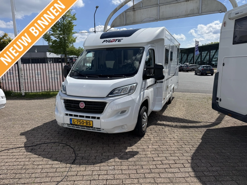 Pilote Essentiel P 700 enkele bedden & cruise