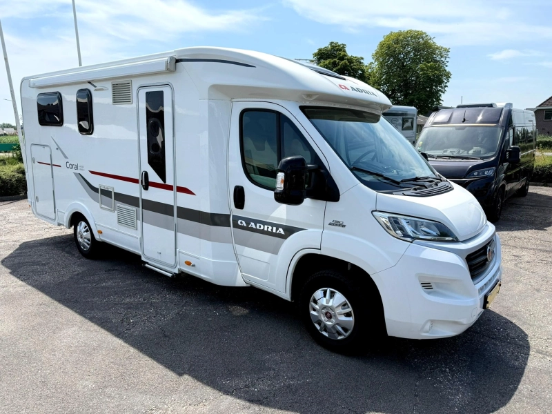 Adria Coral Axess 600 SC