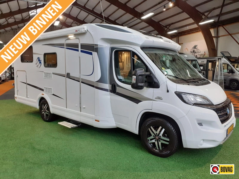 Knaus Sky TI 650 MEG ZO GOED ALS NIEUW !!!