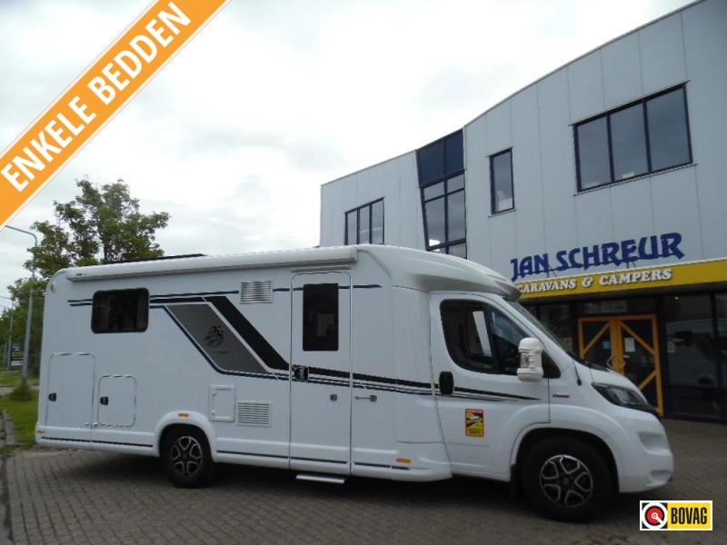 Knaus Sky TI 700 LEG Level Systeem & 1 ste eig