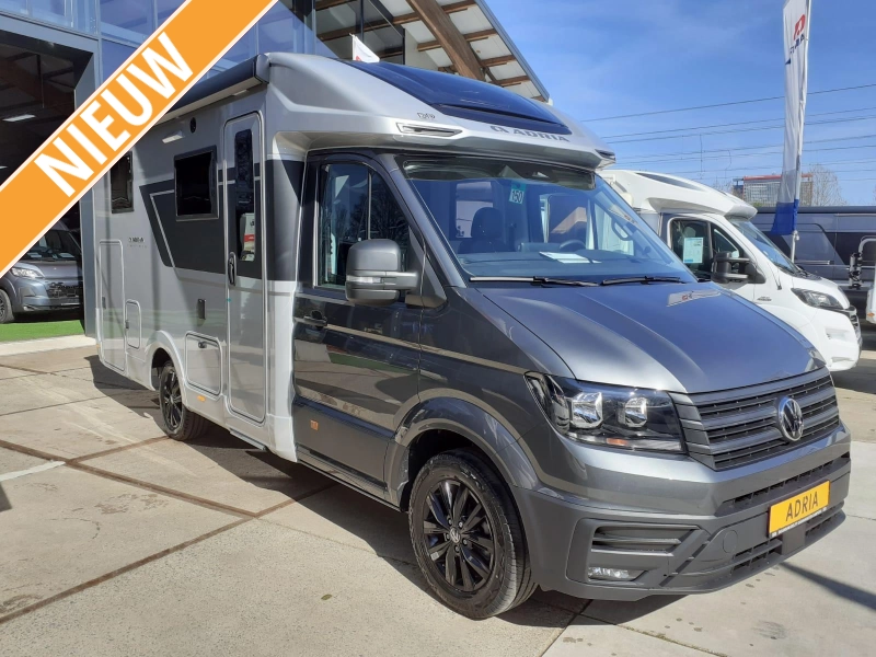 Adria Compact Max SL Dieselkachel / ruime zit