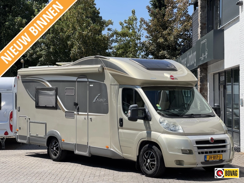 Bürstner Ixeo IT 740 , ENKELE BEDDEN