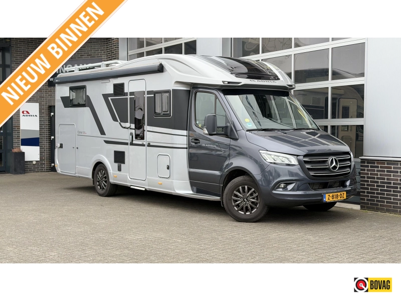 Adria Coral Supreme MB 670 DC met levelsysteem