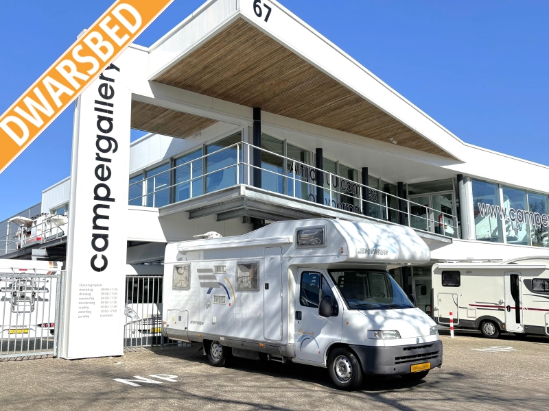Hymer Swing  DWARSBED+HEFBED