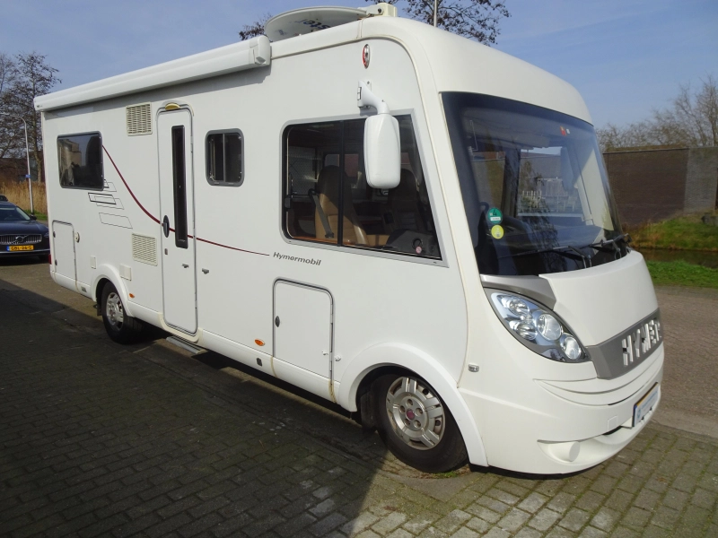 Hymer B598