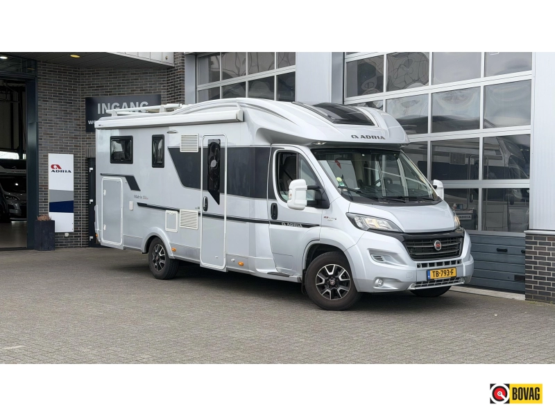 Adria Matrix Supreme 670 SL