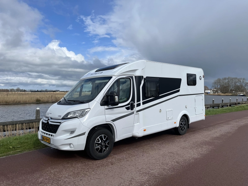 Sunlight Adventure Edition V66 Compleet! Enkele bedden