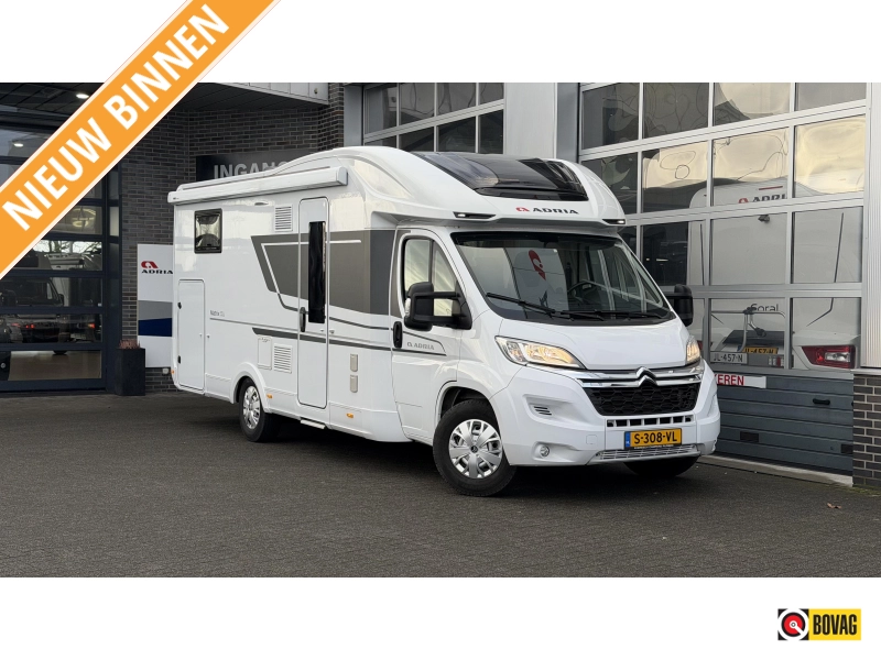 Adria Matrix Axess 670 SL