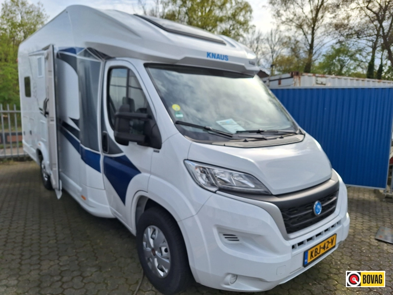 Knaus L!ve Wave 650 MF 180PK-AUTOMAAT-694CM