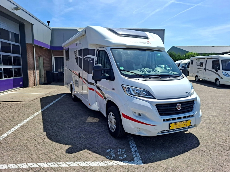 Sunlight T 68  Lengtebedden en Hefbed