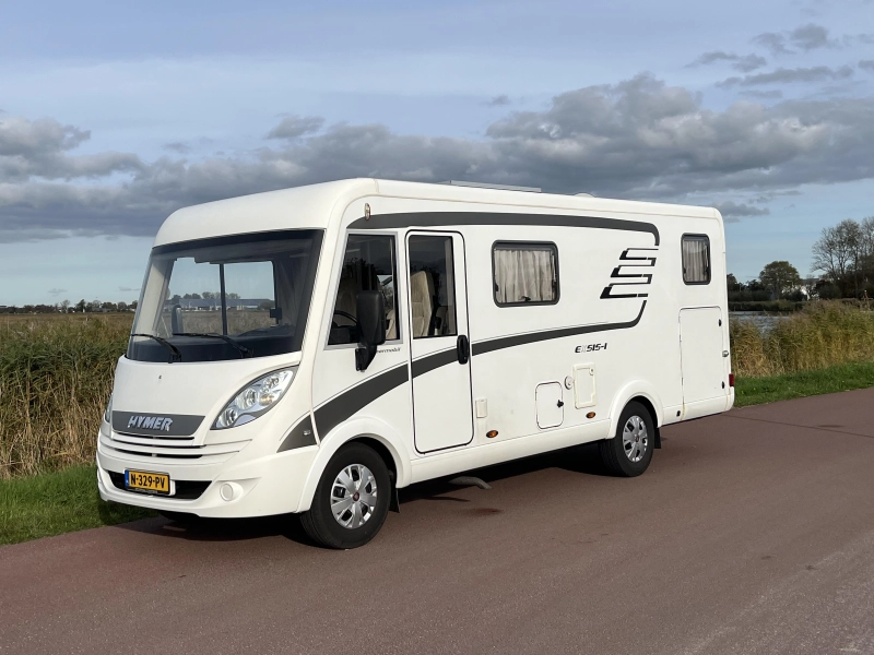 Hymer Exsis-I 578 Lengtebedden hefbed 675cm